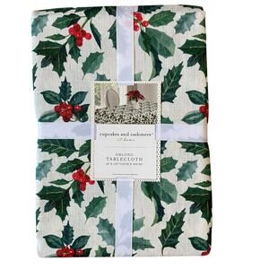 Cupcakes & Cashmere Holly Berry Christmas Tablecloth 60” X 120” Oblong New